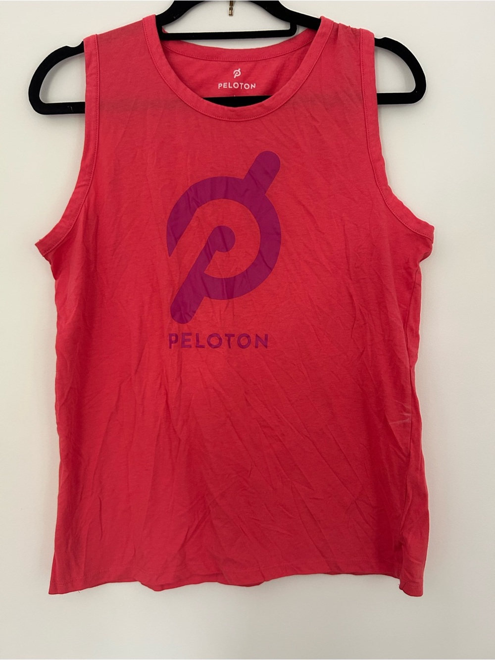 Peloton women’s  Coral Pink Logo Tank size Large
